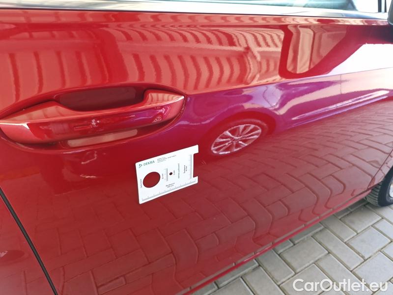  Volkswagen  Golf  VIII Variant (CG5) 2020 Var.2.0TDI 110 Style AT #19