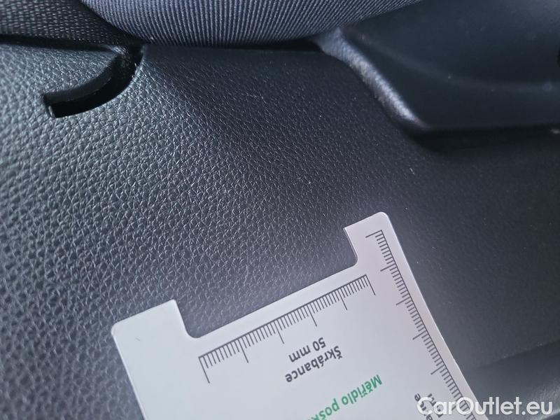  Toyota  RAV4  2019  2.5 Hyb Comfort AT #8