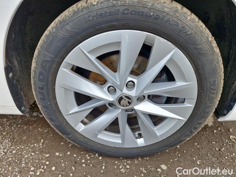  Skoda  Octavia  Combi (NX3)(2020) Oct.Combi 1.5TSI 110 Style #14