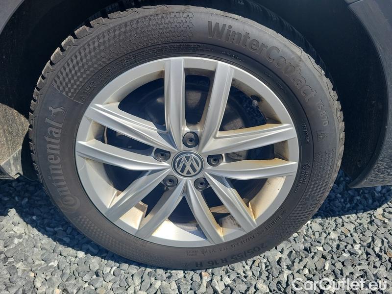  Volkswagen  Golf  VII Variant  (BV5)(2017->) Var. 2.0TDI 110 HL AT #11