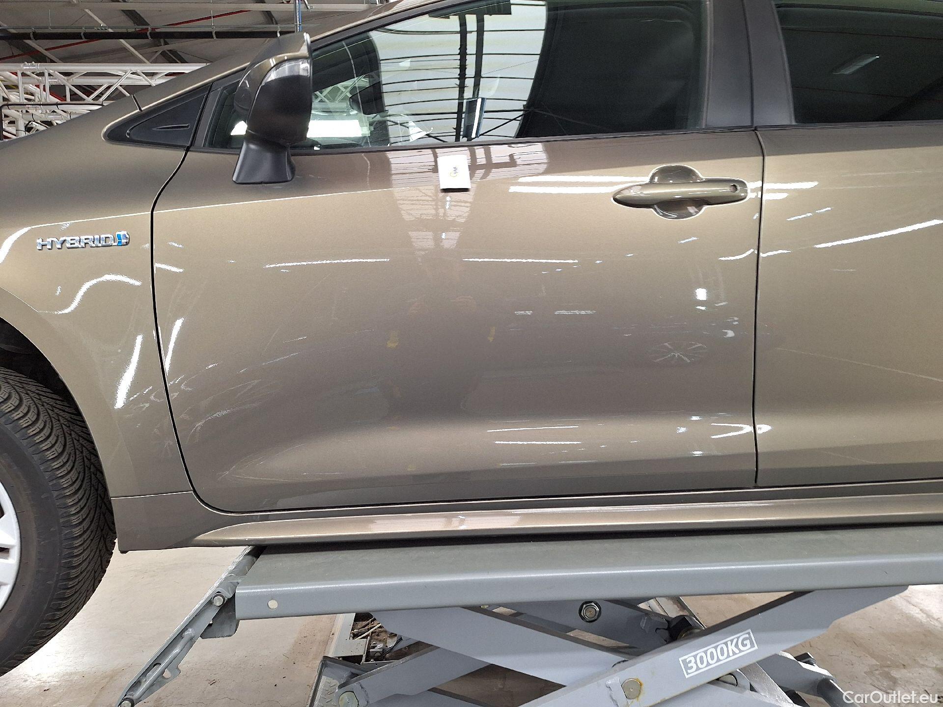  Toyota  Corolla Toyota,  TS '19, Toyota  Touring Sports 1.8 Hybrid Dynamic e #5