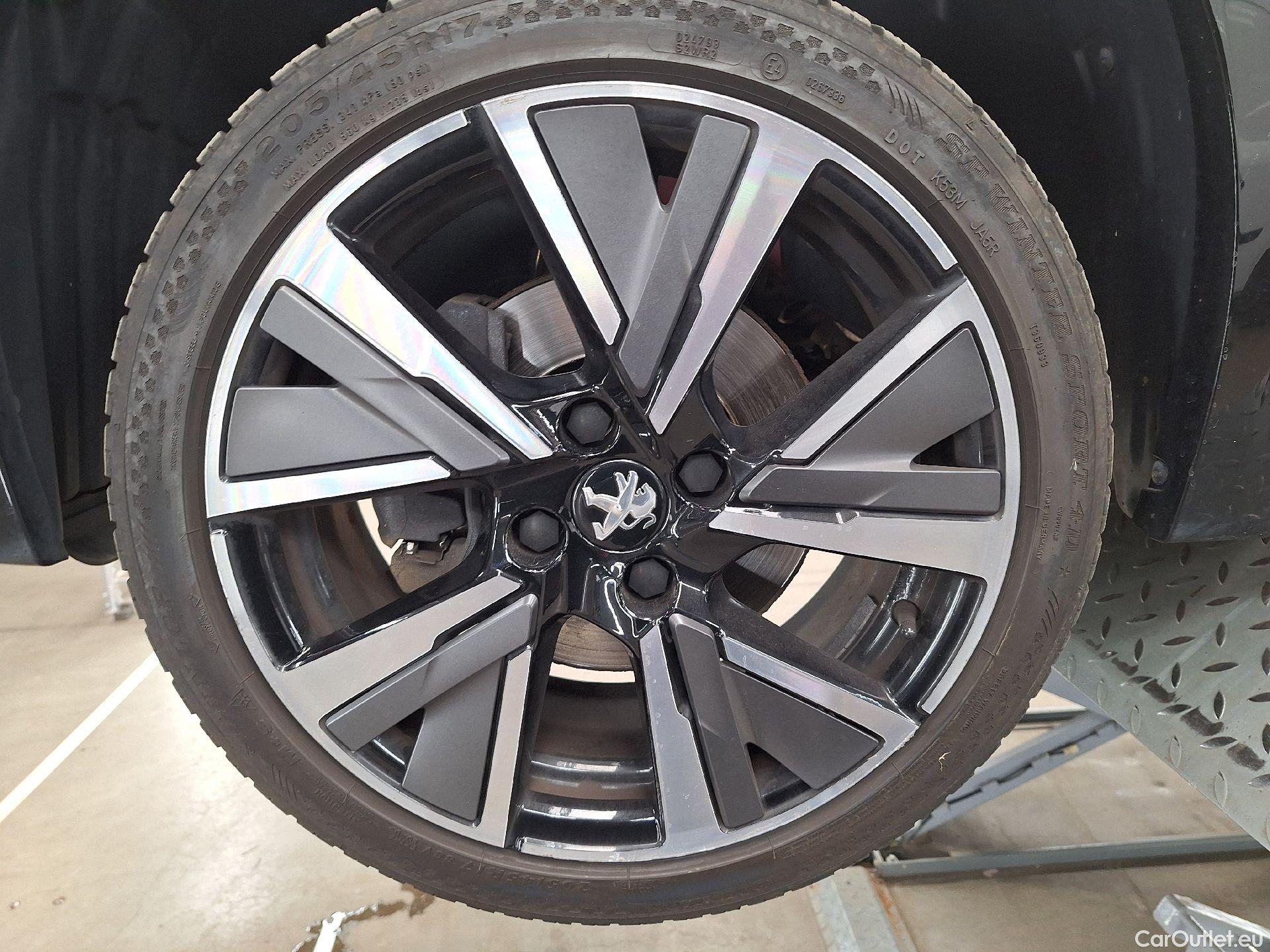  Peugeot  208 Peugeot,  '19, Peugeot  1.2 PureTech 130 EAT8 S&S ?6.3 GT Line #24