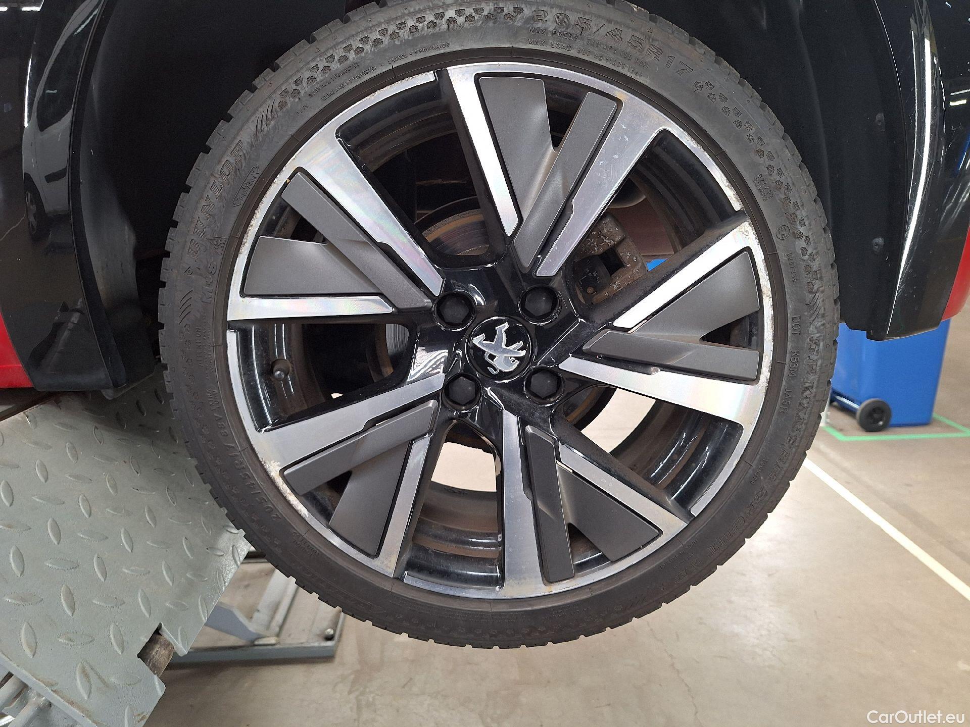  Peugeot  208 Peugeot,  '19, Peugeot  1.2 PureTech 130 EAT8 S&S ?6.3 GT Line #26