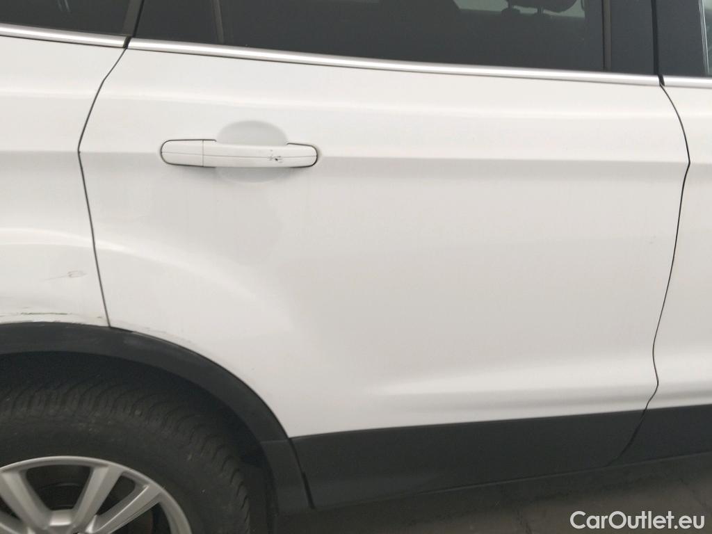  Ford  Kuga FORD  / 2016 / 5P / todoterreno 1.5 EcoBoost 88kW 4x2 Trend+ (CX) #5