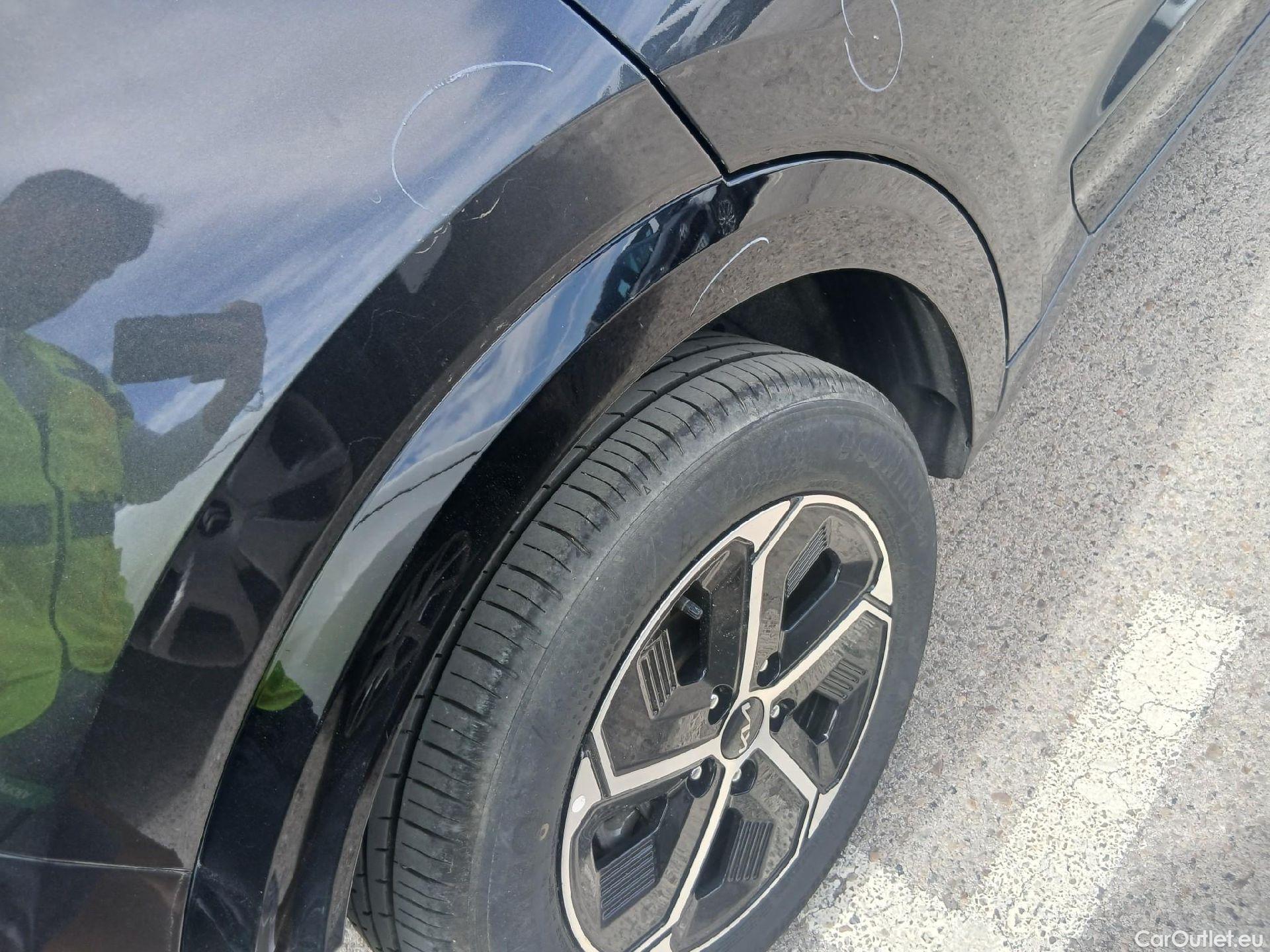 KIA  Niro KIA  1.6 GDi HEV 141 CV Drive #25