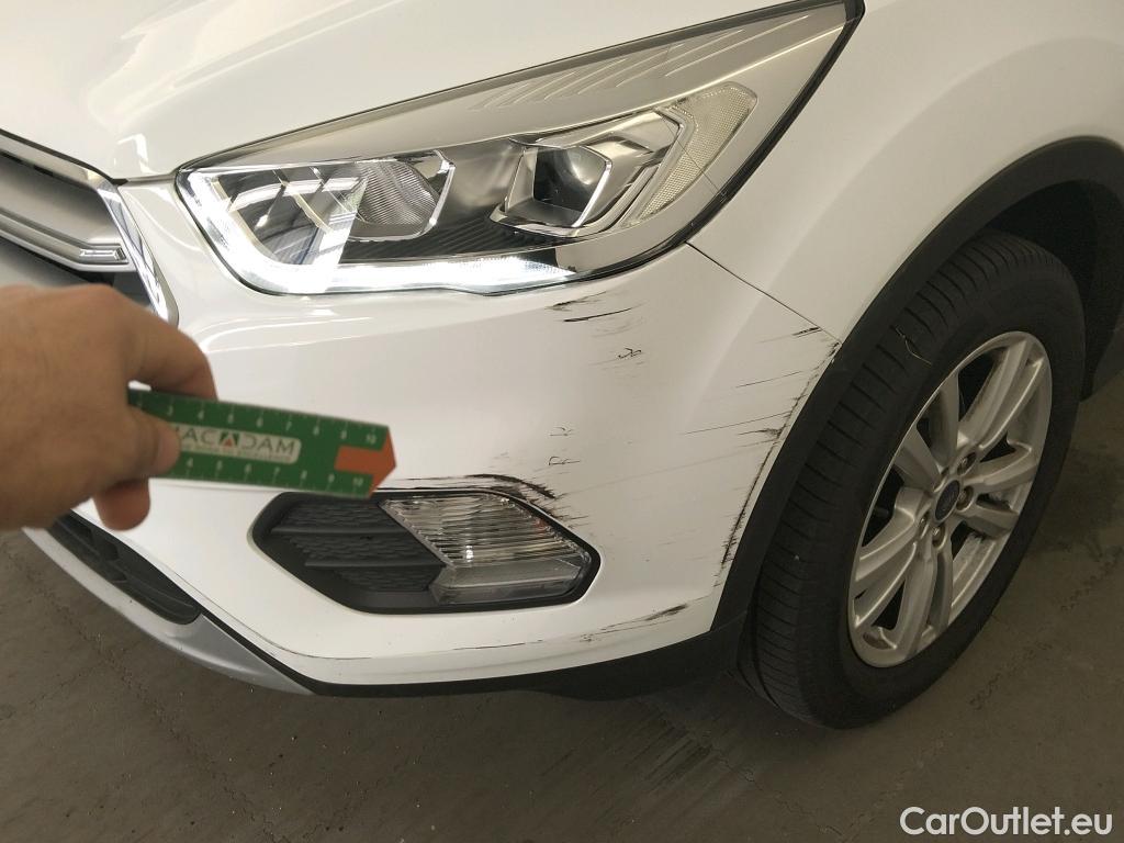  Ford  Kuga FORD  / 2016 / 5P / todoterreno 1.5 EcoBoost 88kW 4x2 Trend+ (CX) #27