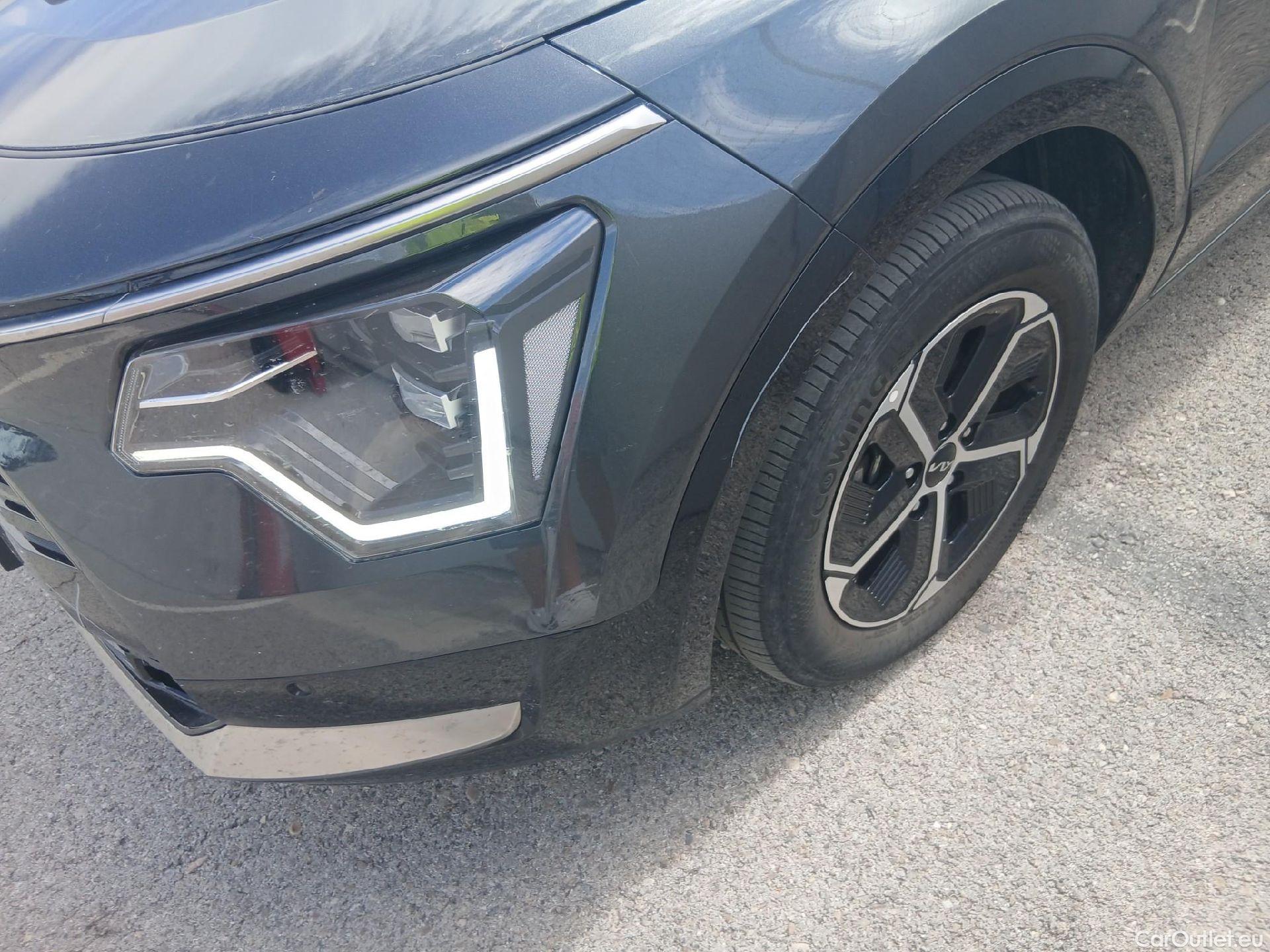  KIA  Niro KIA  1.6 GDi HEV 141 CV Drive #6
