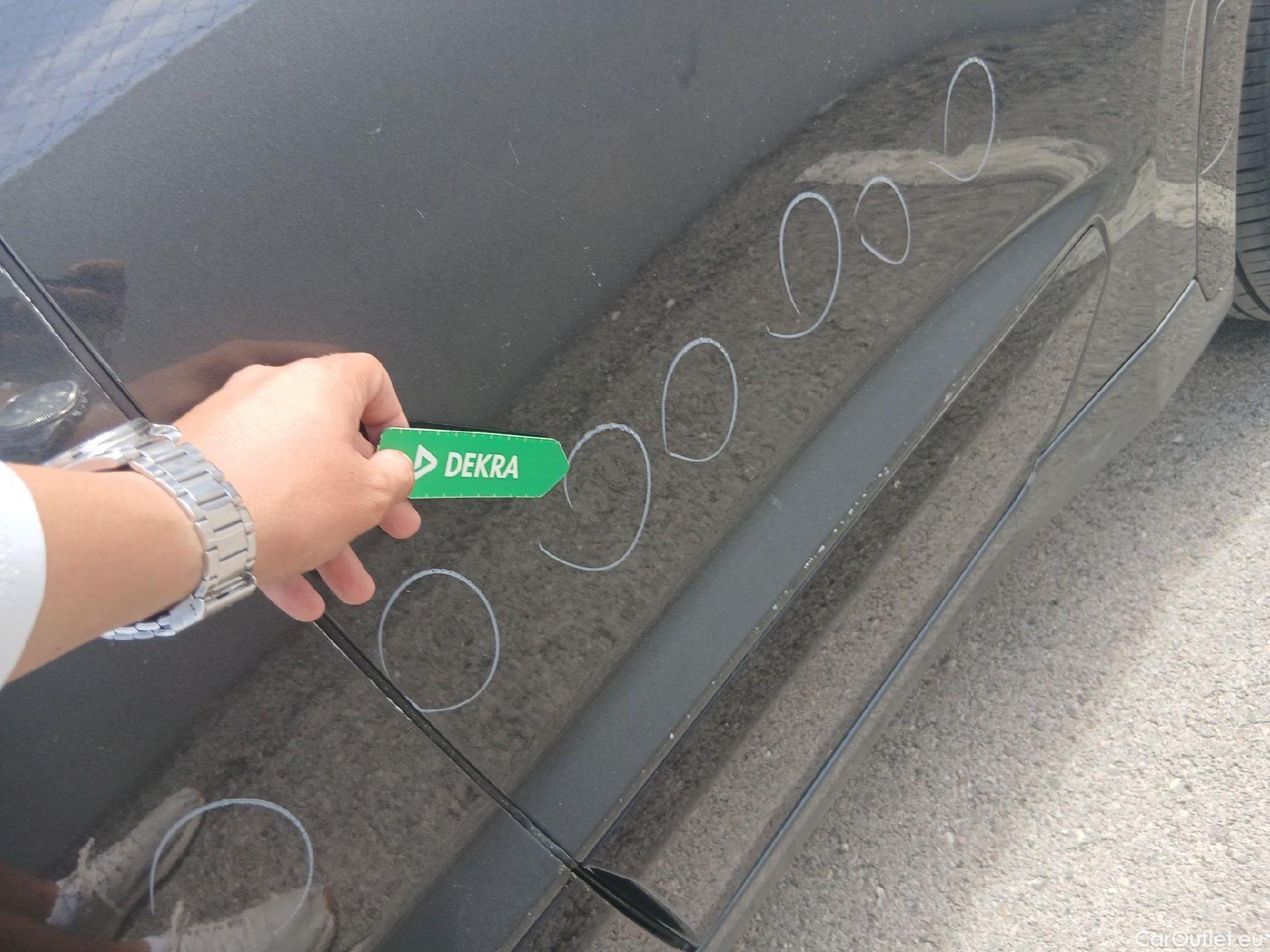  KIA  Niro KIA  1.6 GDi HEV 141 CV Drive #10