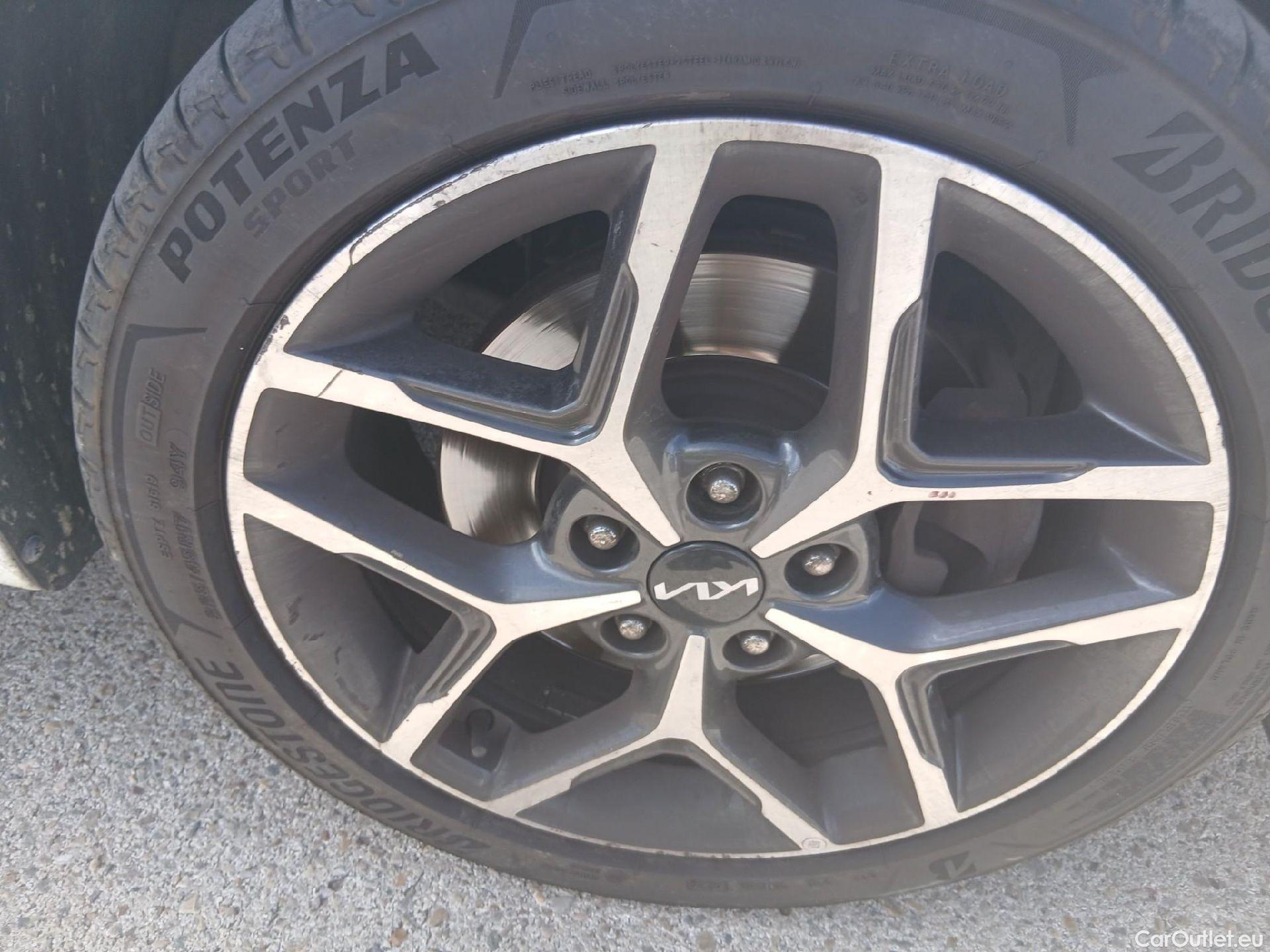  KIA  Cee'd KIA Ceed Tourer / 5P / 1.6 MHEV 136 CV Tech DCT #41