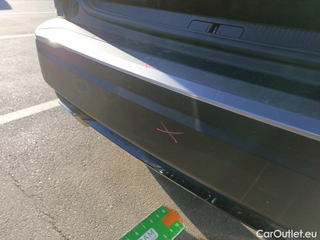  Peugeot  2008 PEUGEOT  / 2019 / 5P / todoterreno Allure Pack Puretech 130 S&S EAT8 (AC2) #12