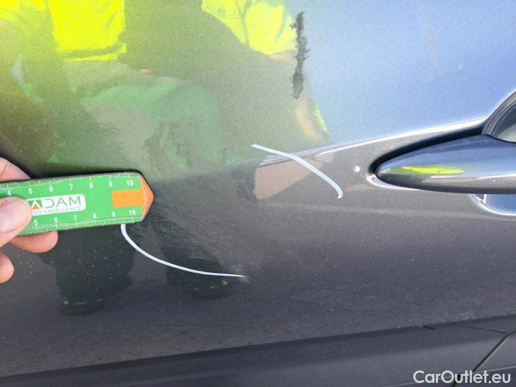  Nissan  Juke NISSAN  / 2019 / 5P / crossover DIG-T 84 kW (114 CV) DCT 7 V N-Connecta (AC2) #19
