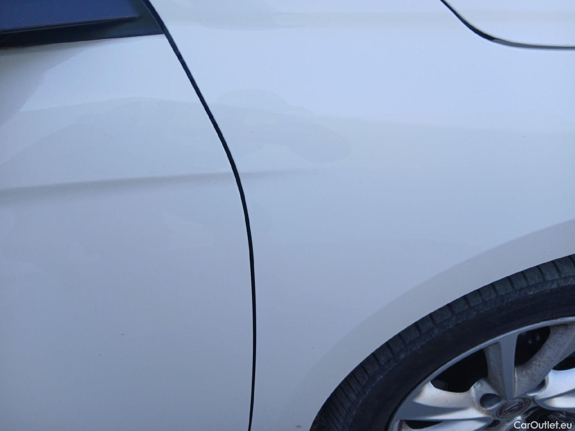  Opel  Corsa OPEL  / 2019 / 5P / berlina con portón 1.5D DT 74kW (100CV) Edition #26