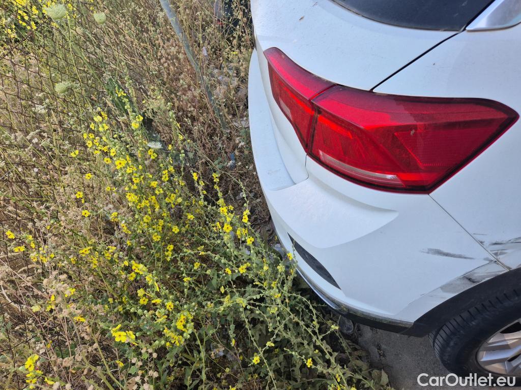  Volkswagen  T-ROC  Advance 2.0 TDI 115CV MT6 E6d #13