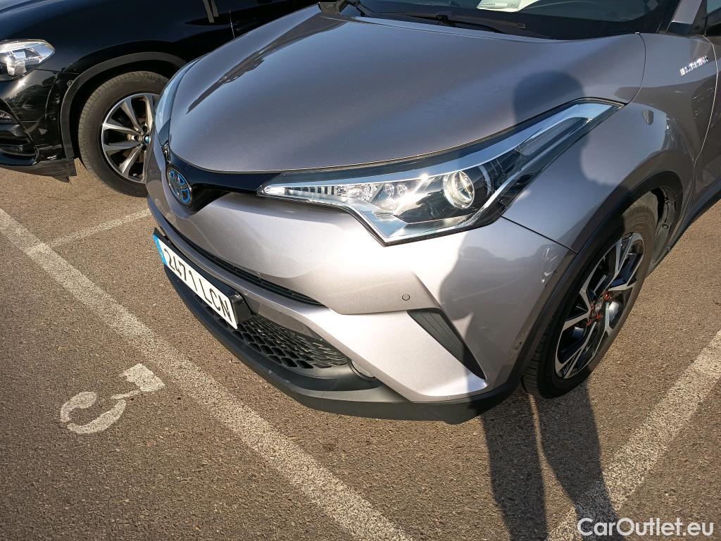  Toyota  C-HR TOYOTA  / 2016 / 5P / todoterreno 1.8 125H Advance (CX) #19