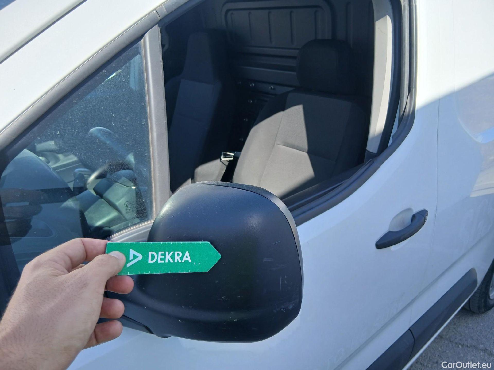  Citroen  Berlingo CITROEN  / 2018 / 3P / furgón derivado de turismo Talla M BlueHDi 100 CONTROL #13
