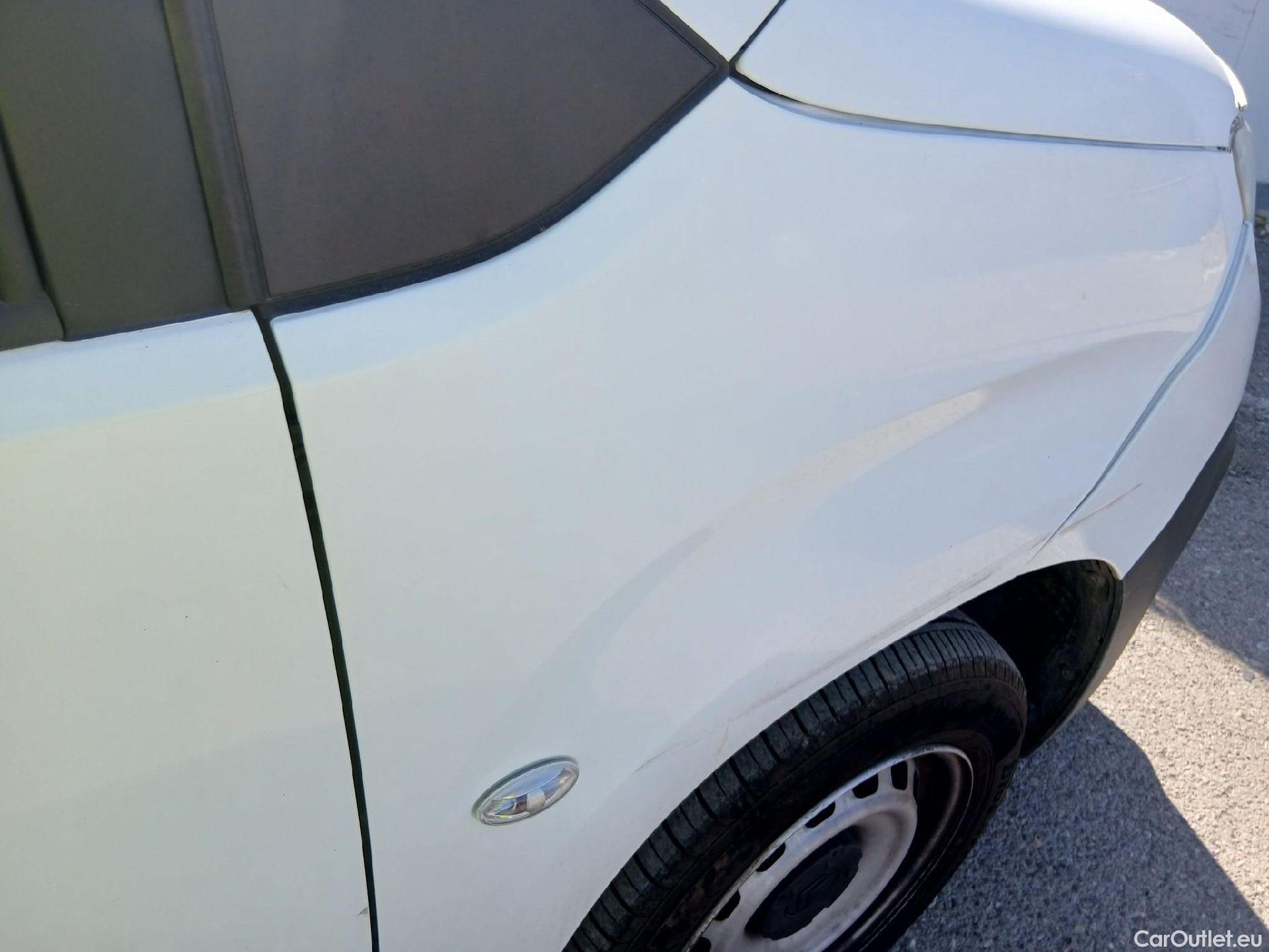  Citroen  Berlingo CITROEN  / 2018 / 3P / furgón derivado de turismo Talla M BlueHDi 100 CONTROL #30