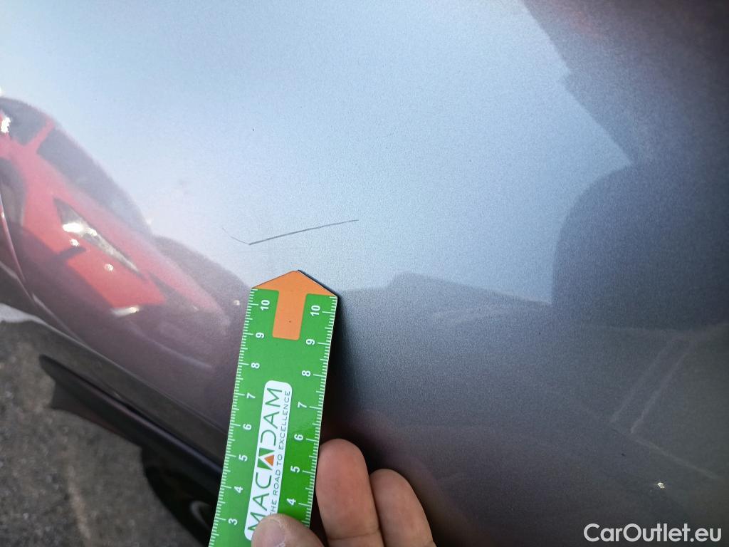 Toyota  C-HR TOYOTA  / 2016 / 5P / todoterreno 1.8 125H Advance (CX) #15