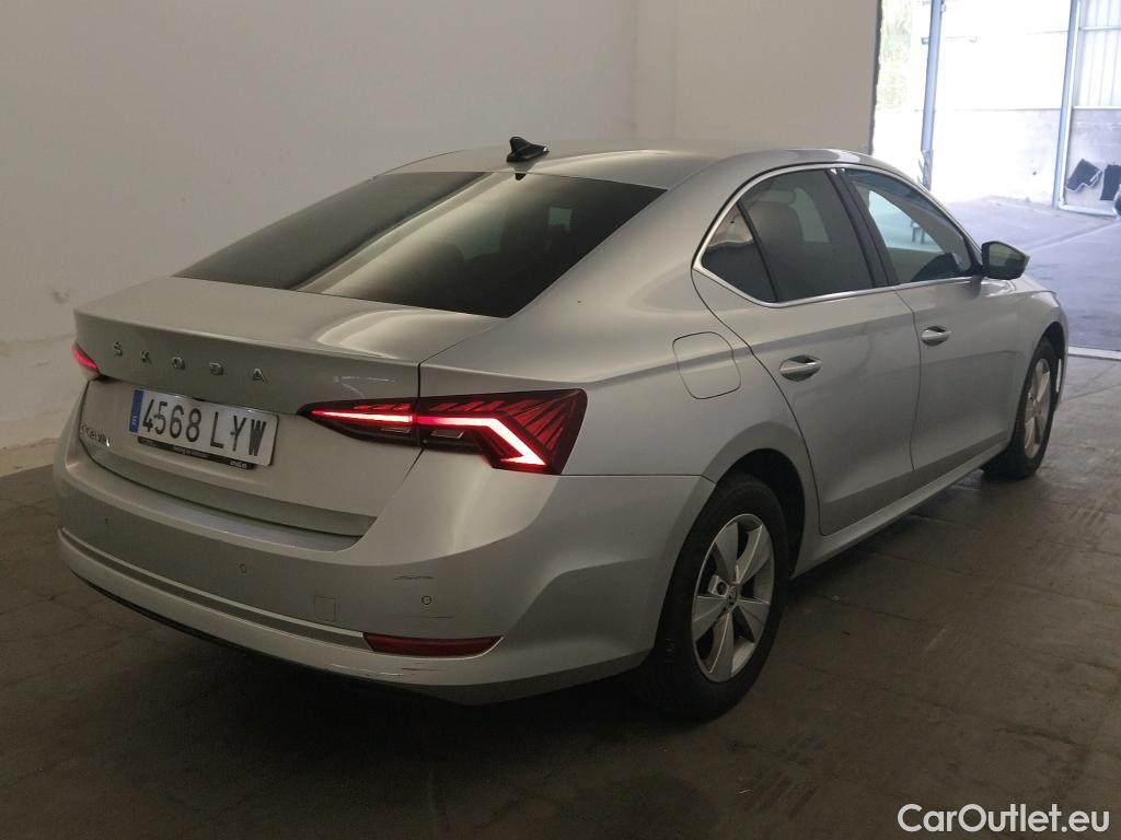  Skoda  Octavia SKODA  / 2020 / 5P / berlina con portón 2.0 TDI 85kW (115 CV) Manual Ambition #15
