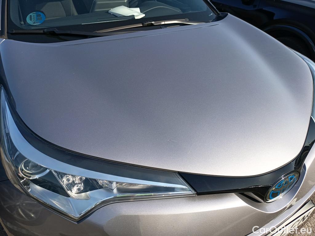 Toyota  C-HR TOYOTA  / 2016 / 5P / todoterreno 1.8 125H Advance (CX) #44