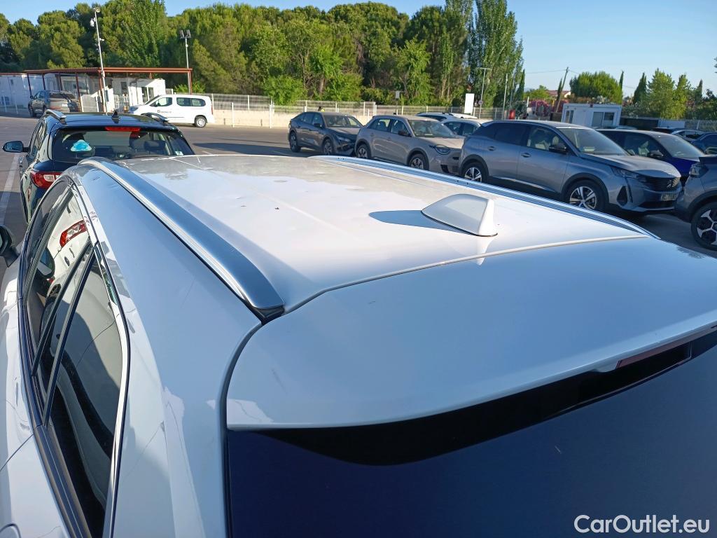  Toyota  Corolla TOYOTA  / 2019 / 5P / familiar 2.0 180H STYLE E-CVT TOURING SPORT #3