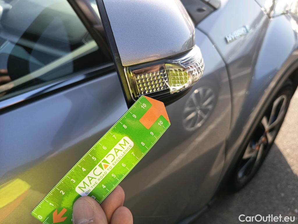  Toyota  C-HR TOYOTA  / 2016 / 5P / todoterreno 1.8 125H Advance (CX) #27