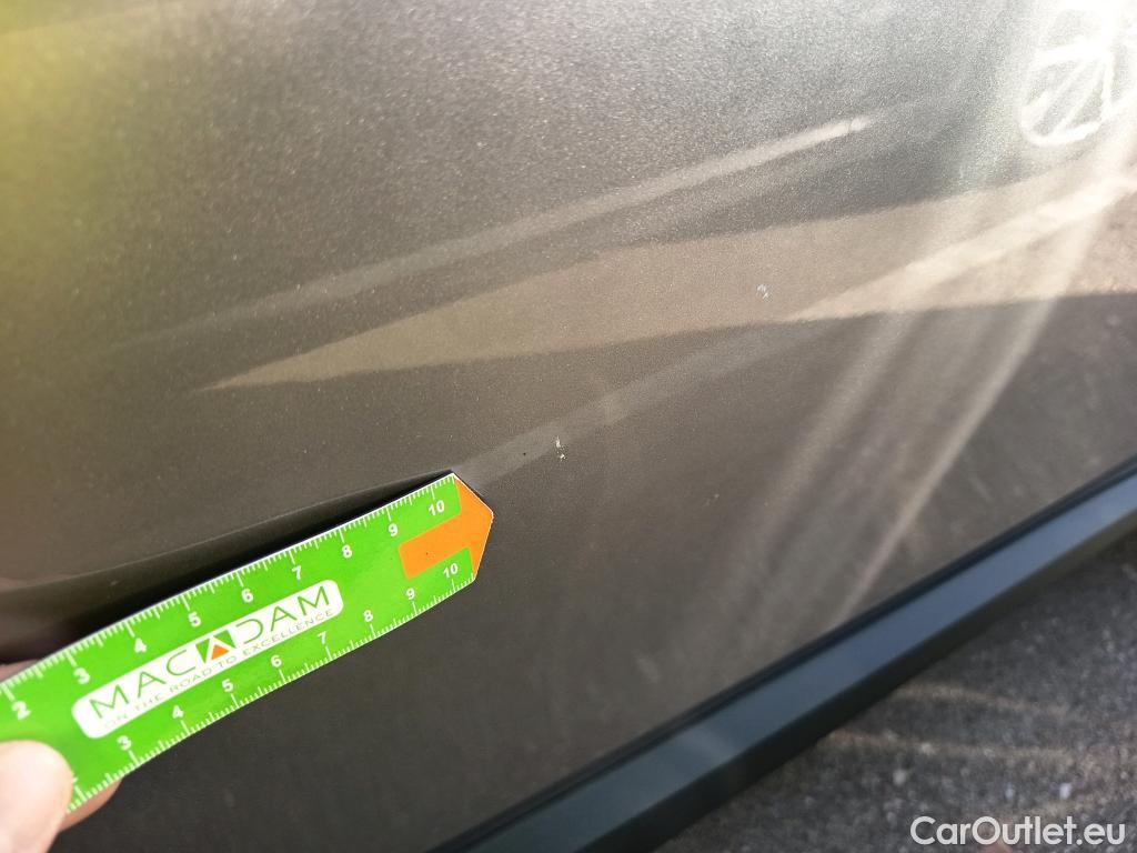  Toyota  C-HR TOYOTA  / 2016 / 5P / todoterreno 1.8 125H Advance (CX) #10