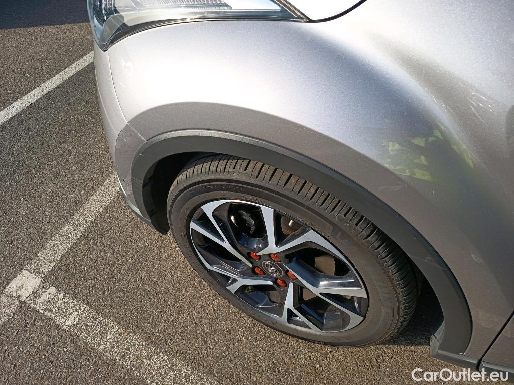  Toyota  C-HR TOYOTA  / 2016 / 5P / todoterreno 1.8 125H Advance (CX) #34