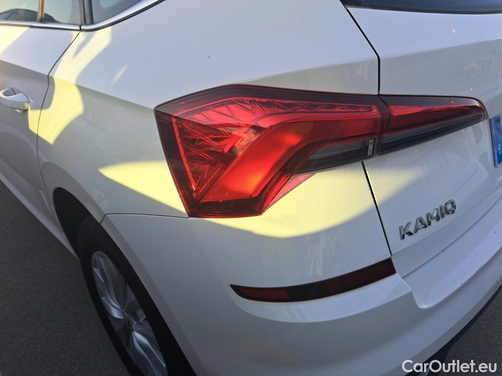  Skoda  KAMIQ SKODA  1.0 TSI 81kW (110CV) DSG Ambition #19