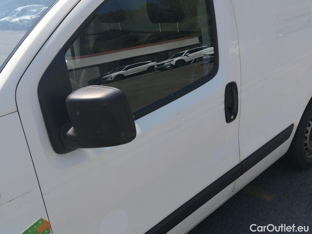  Fiat  Fiorino FIAT  / 2016 / 3P / furgón derivado de turismo Cargo Base 1.3 Mjet 59kW (80CV) E6 #22