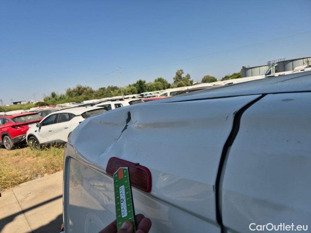  Fiat  Fiorino FIAT  / 2016 / 3P / furgón derivado de turismo Cargo Base N1 1.3 MJet 59 kW (80 CV) #5
