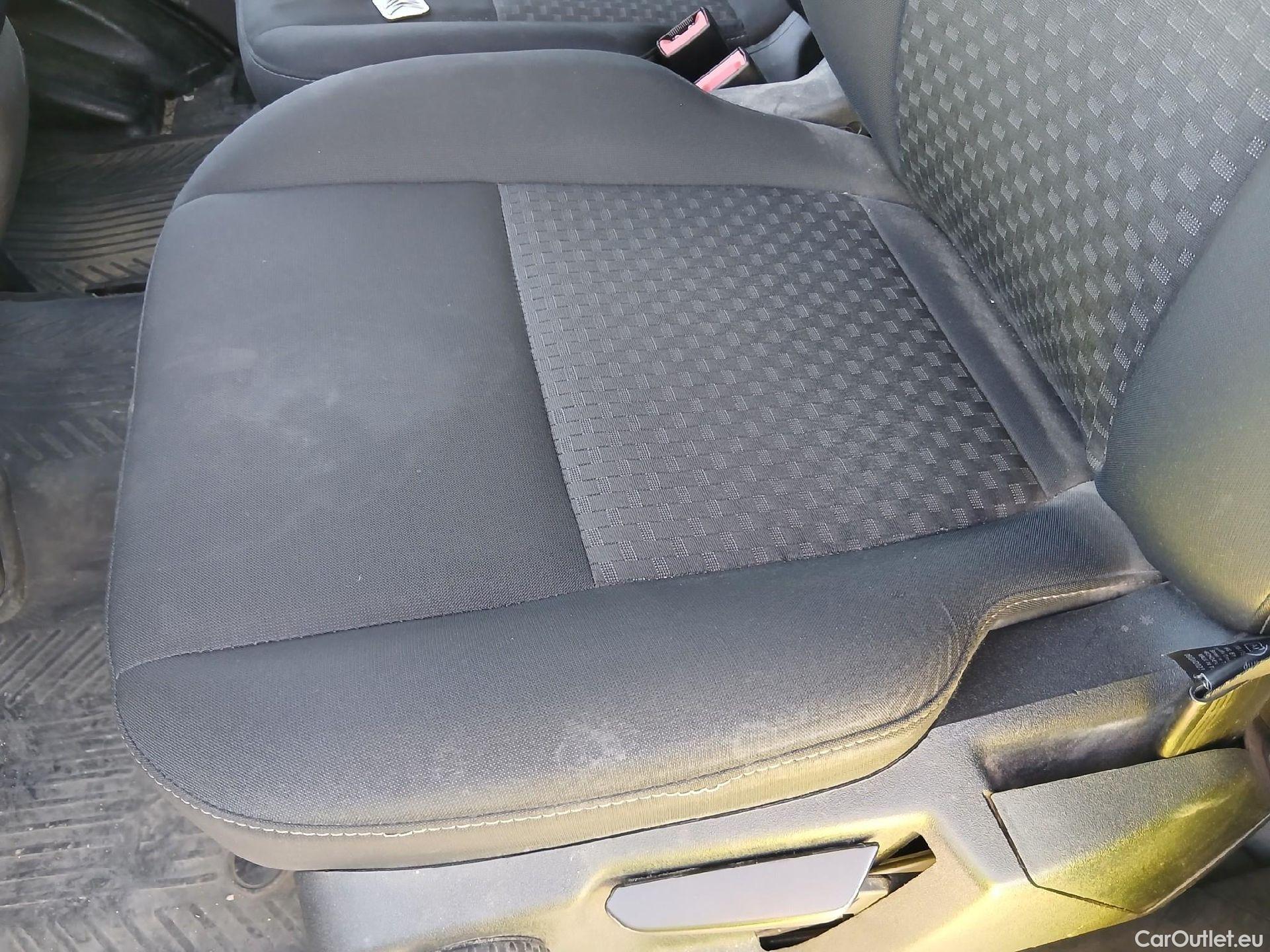  Ford  Transit FORD  / 2013 / 4P / furgón 350 96kW L3H2 Van Trend FWD Auto #13