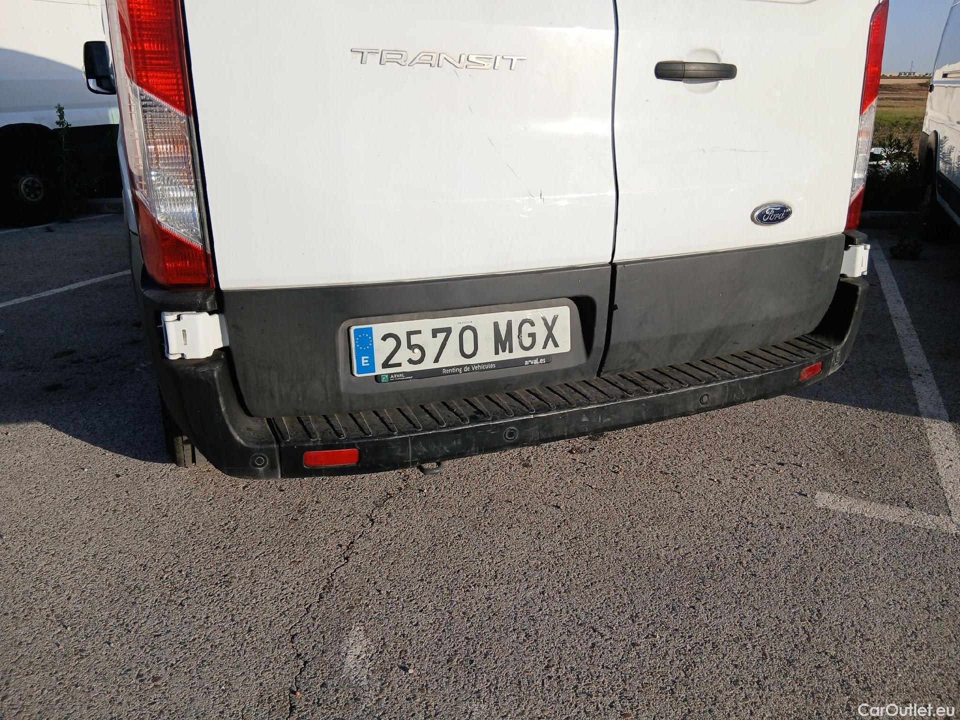  Ford  Transit FORD  / 2013 / 4P / furgón 350 96kW L3H2 Van Trend FWD Auto #18