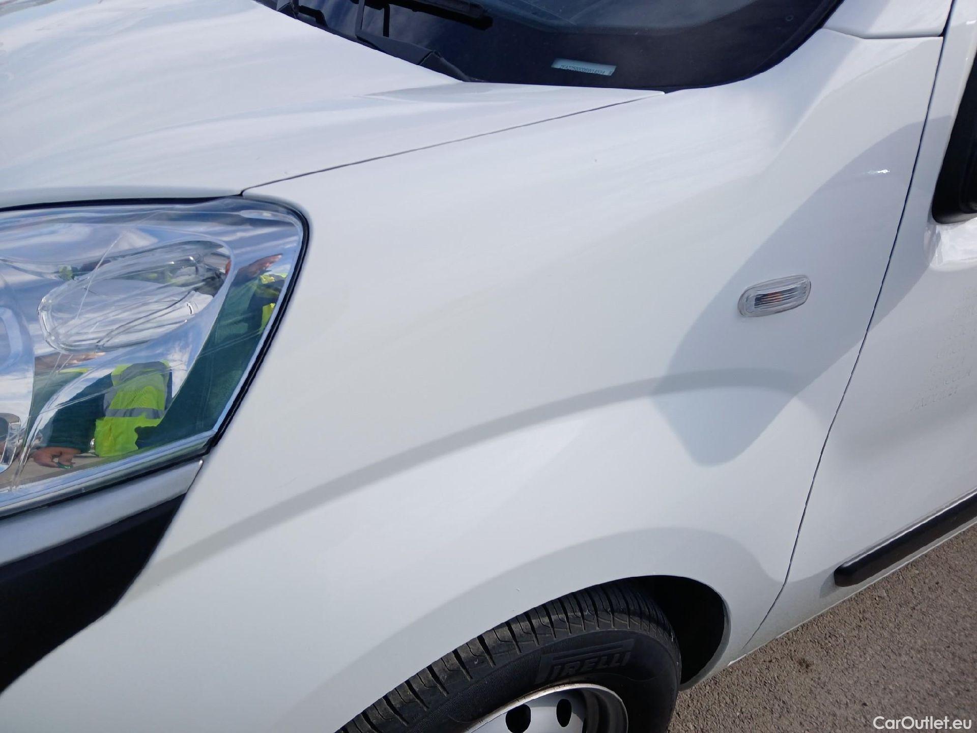  Fiat  Fiorino FIAT  / 2016 / 4P / furgón derivado de turismo Cargo SX N1 1.3 MJet 59 kW (80 CV) #23