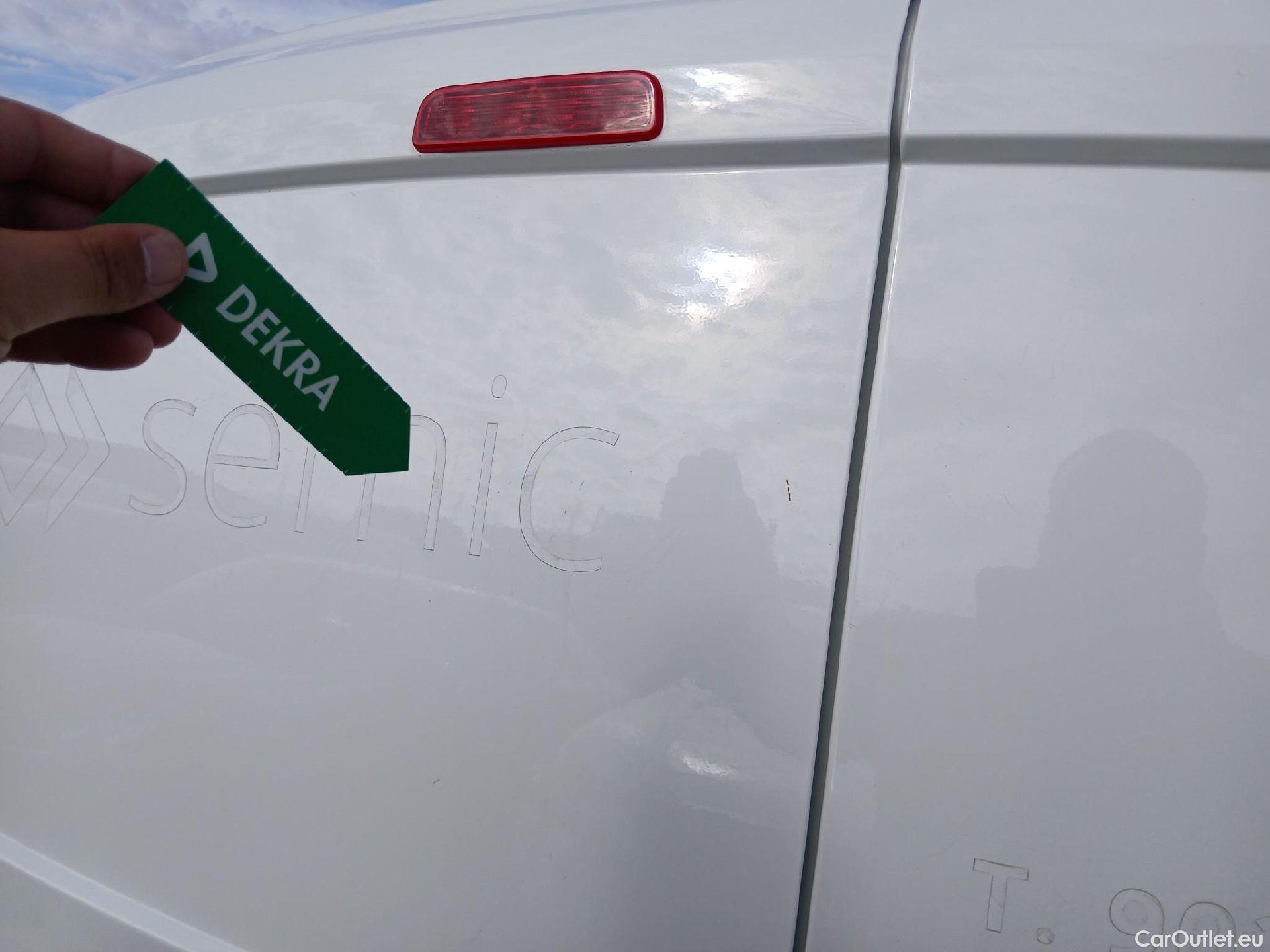  Fiat  Fiorino FIAT  / 2016 / 4P / furgón derivado de turismo Cargo SX N1 1.3 MJet 59 kW (80 CV) #42