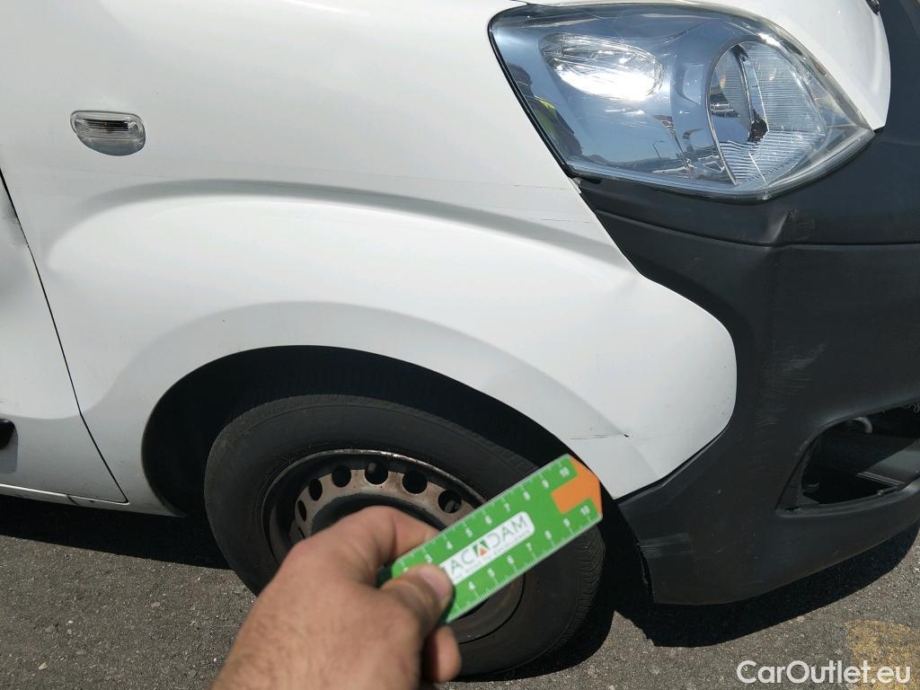  Fiat  Fiorino FIAT  / 2016 / 3P / furgón derivado de turismo Cargo Base 1.3 Mjet 59kW (80CV) E6 #28