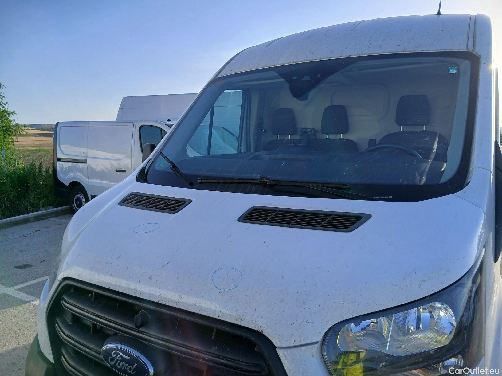  Ford  Transit FORD  / 2013 / 4P / furgón 350 96kW L3H2 Van Trend FWD Auto #4