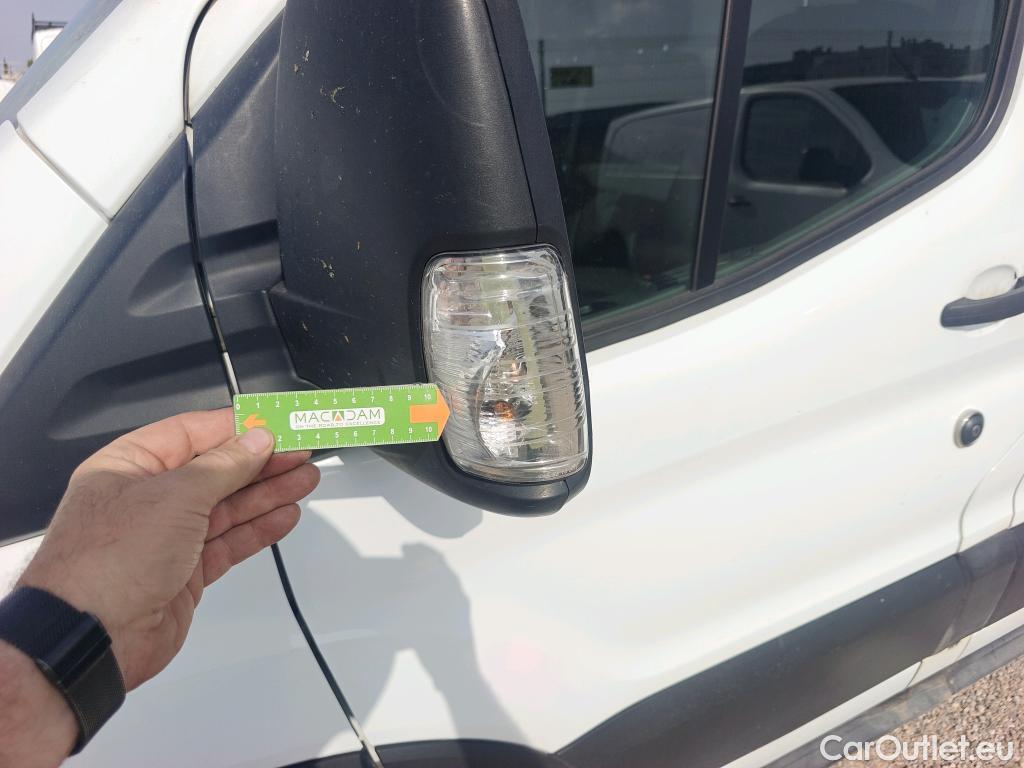  Ford  Transit FORD  / 2013 / 4P / furgón 350 96kW L3H2 Van Trend FWD #44