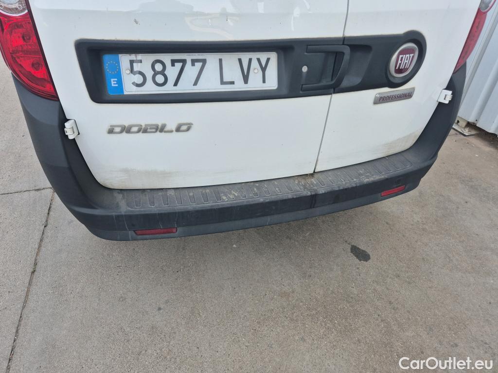  Fiat  Doblo FIAT Doblò Cargo/2015/4P/furgón derivado de turismo Cargo SX 1.6 Mjet 66kW (90CV) (AC) #8