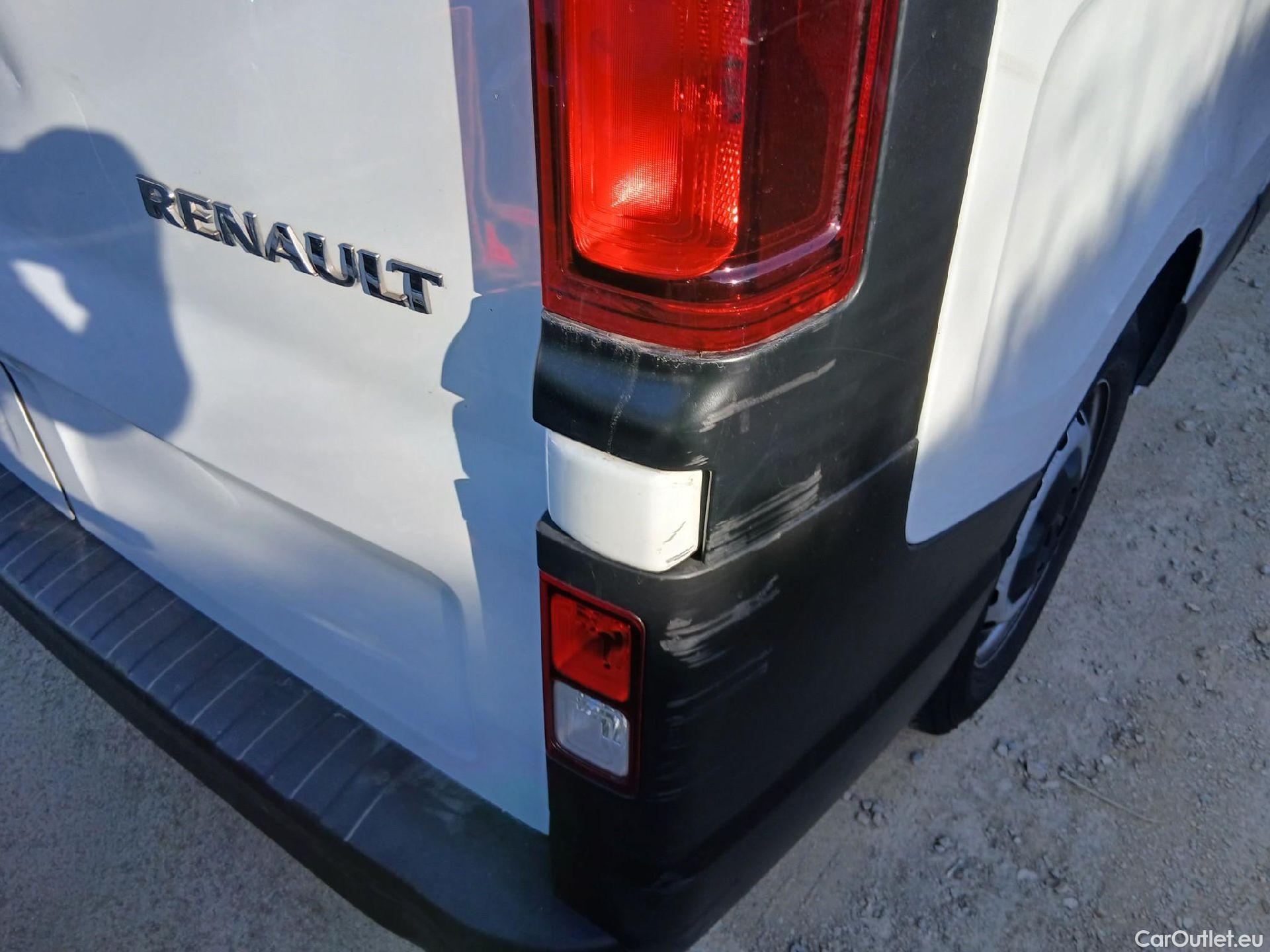  Renault  Trafic RENAULT  / 2021 / 4P / furgón Furgón L2H1 Blue dCi 96 Kw (130 CV) CUA #26