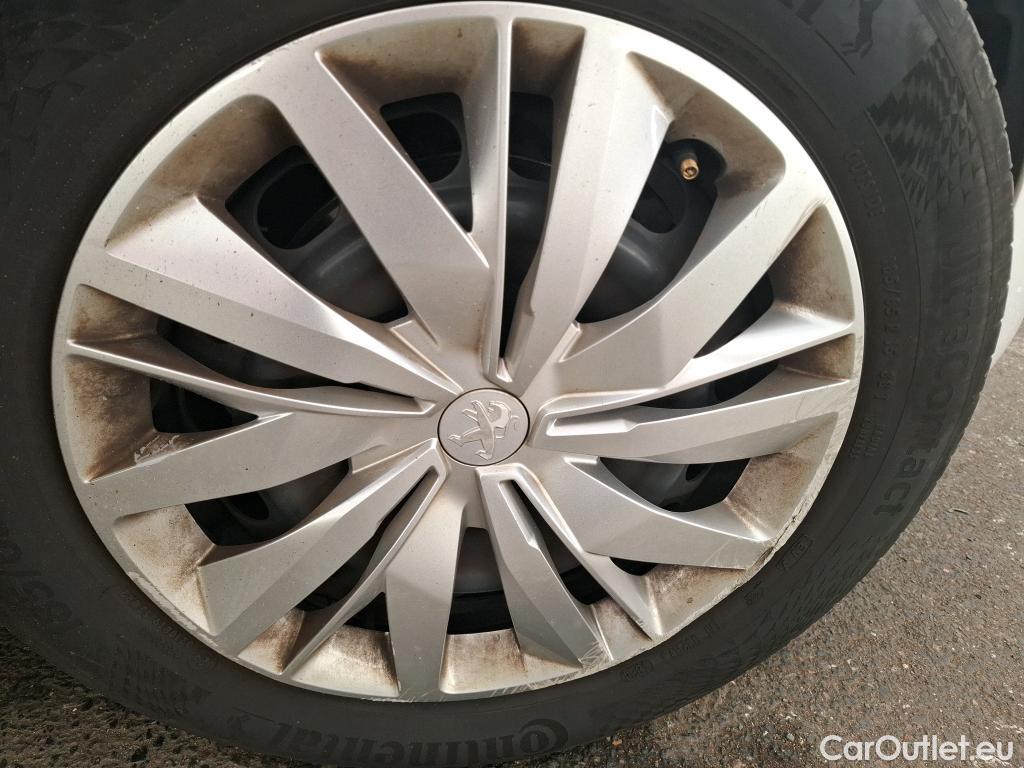  Peugeot  208  Premium 1.5 HDi 100CV BVM6 E6d #23