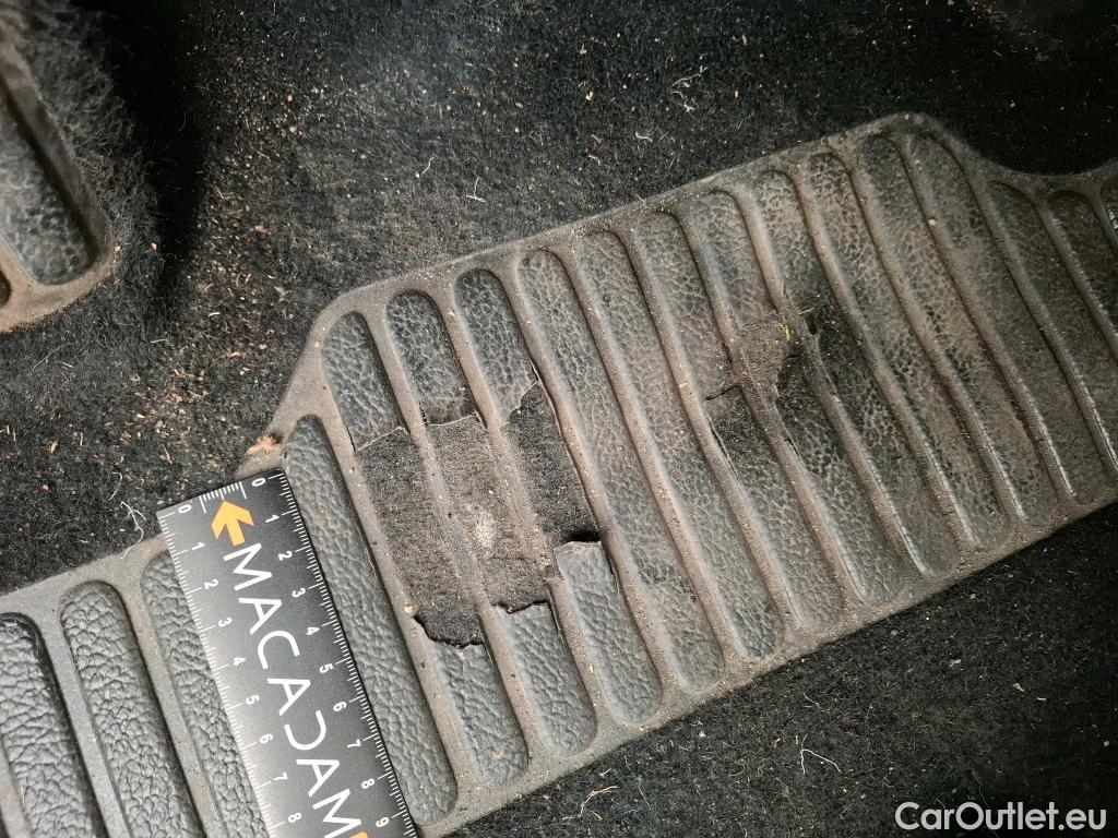  Renault  Clio  IV Air MediaNav 1.5 dCi 75CV BVM5 E6 #3