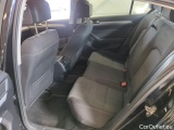 Volkswagen  Passat Volkswagen  2.0 TDI EVO 150 KM 6 biegów Business 4d #8