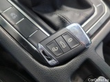  Volkswagen  Passat Volkswagen  2.0 TDI EVO 150 KM 6 biegów Business 4d #19