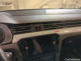  Volkswagen  Passat Volkswagen  Variant 2.0 TDI EVO 150 KM DSG Business 5d #43
