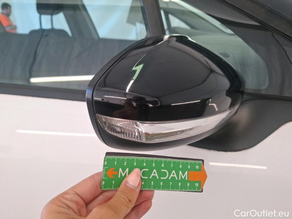  Citroen  C3  Feel 1.6 BlueHDi 75CV BVM5 E6 #33