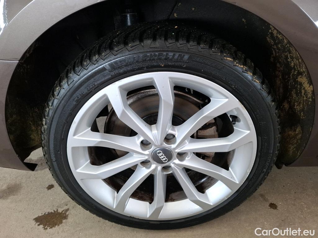  Audi  A4  Berline 40 TDI Design Luxe 2.0 TDI 190CV BVA7 E6 #17