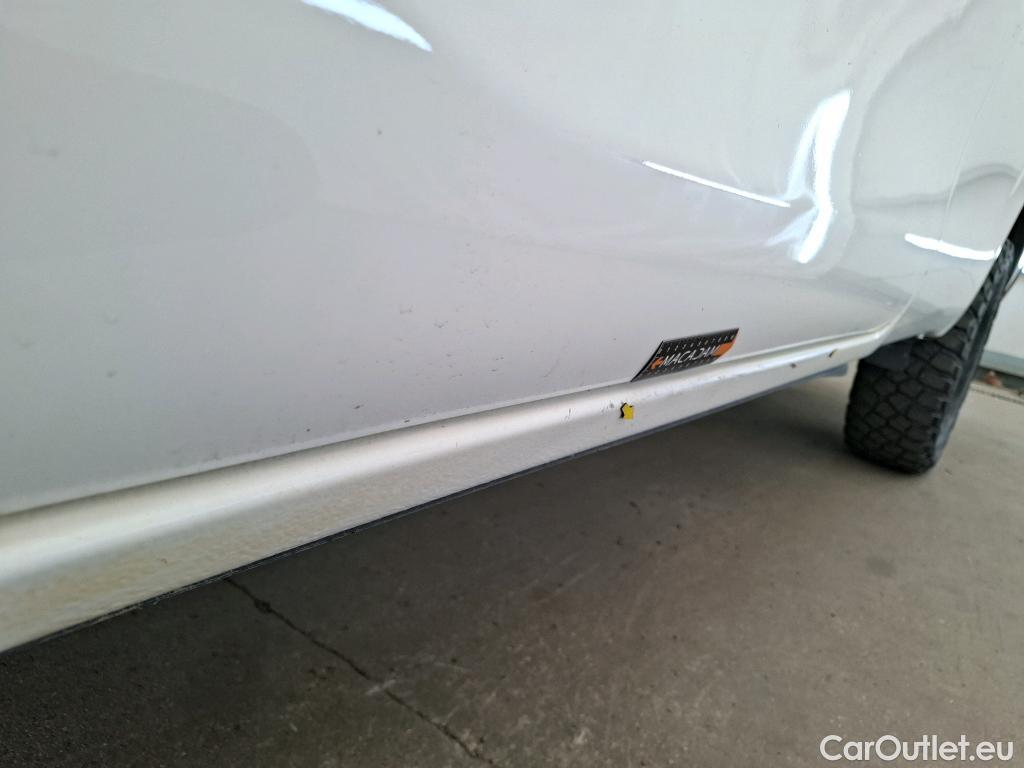  Toyota  Hilux TOYOTA  SC / 2020 / 2P / Pick-up 2.4 D-4D SIMPLE CAB LeCap 4WD #13