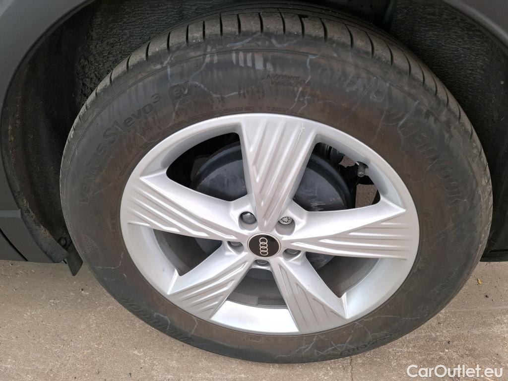  Audi  Q4 E-Tron  40 e-tron Executive BVA #5