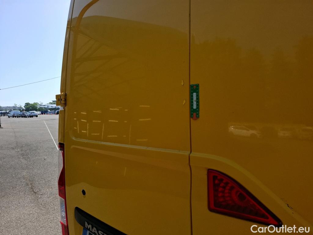  Renault  Master RENAULT  / 2019 / 4P / Fourgon tôlé FG Z.E.Tr CF F3100 L3H2 R75 AI - 19 #44