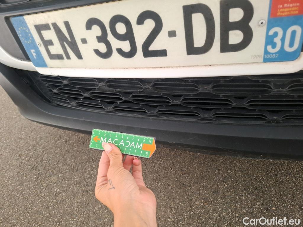  Citroen  C3  Feel 1.6 BlueHDi 75CV BVM5 E6 #21
